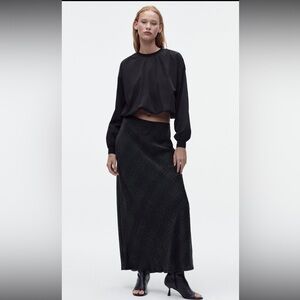Zara flowy midi skirt